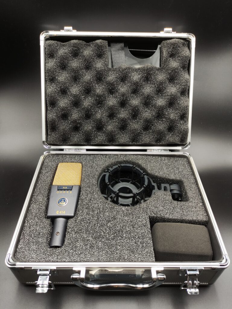 AKG_414_XL_II packaging completo
